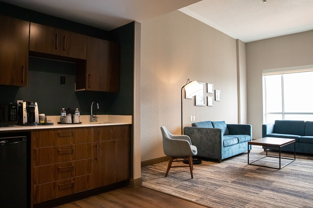 Four Points by Sheraton Point Edward Sarnia 4/62