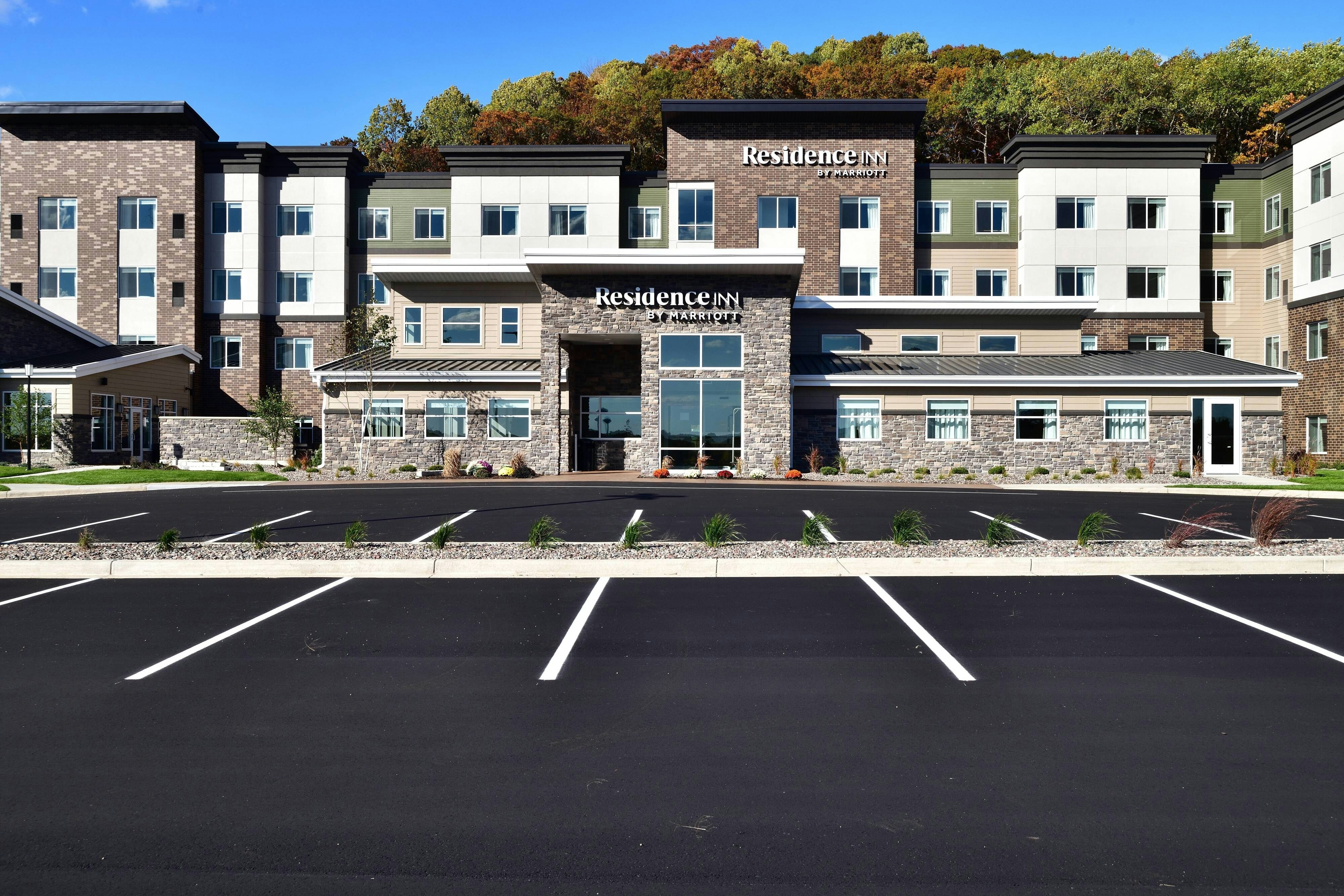 Residence Inn by Marriott Eau Claire 51/54