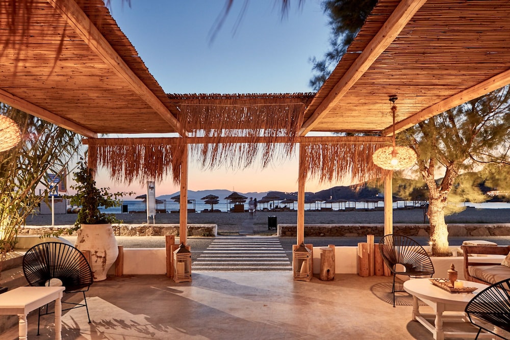Dionysos Seaside Resort 23/50