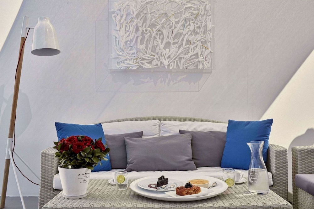 Alti Santorini Suites - Adults Only 31/39