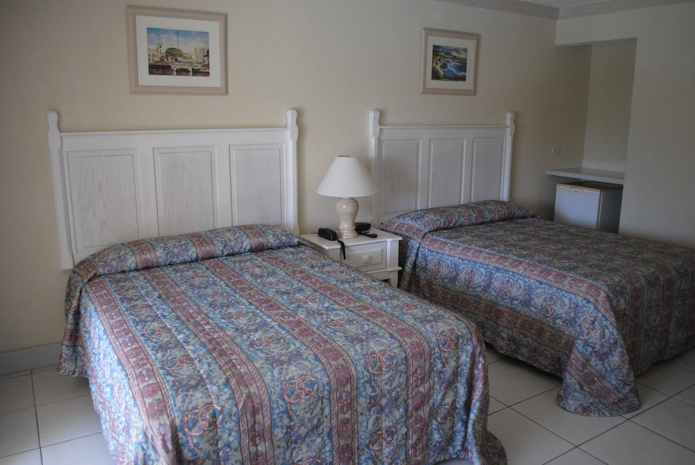 Sunbay Hotel 22/63