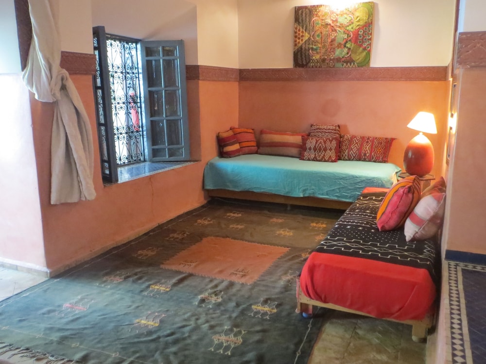 Riad Maizie 27/50