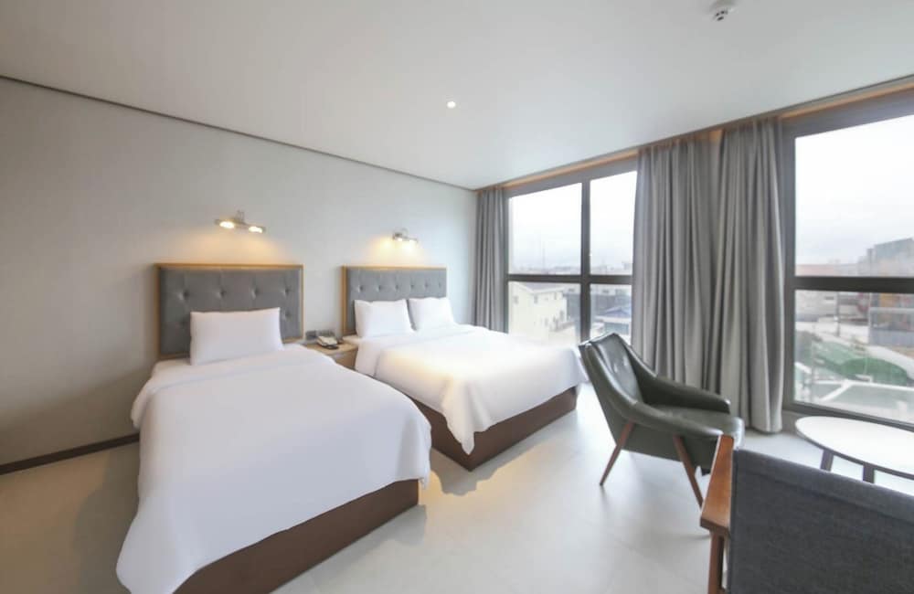 Sunrise Hotel Sungsan 35/62