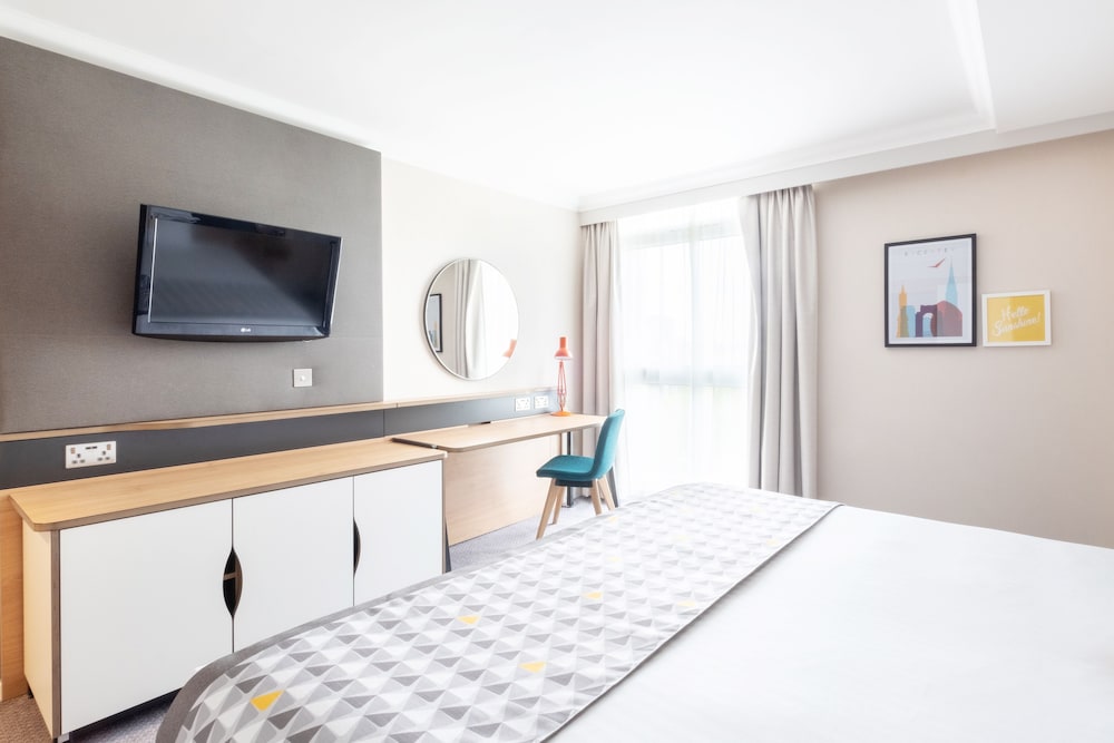 Holiday Inn Leicester 18/71