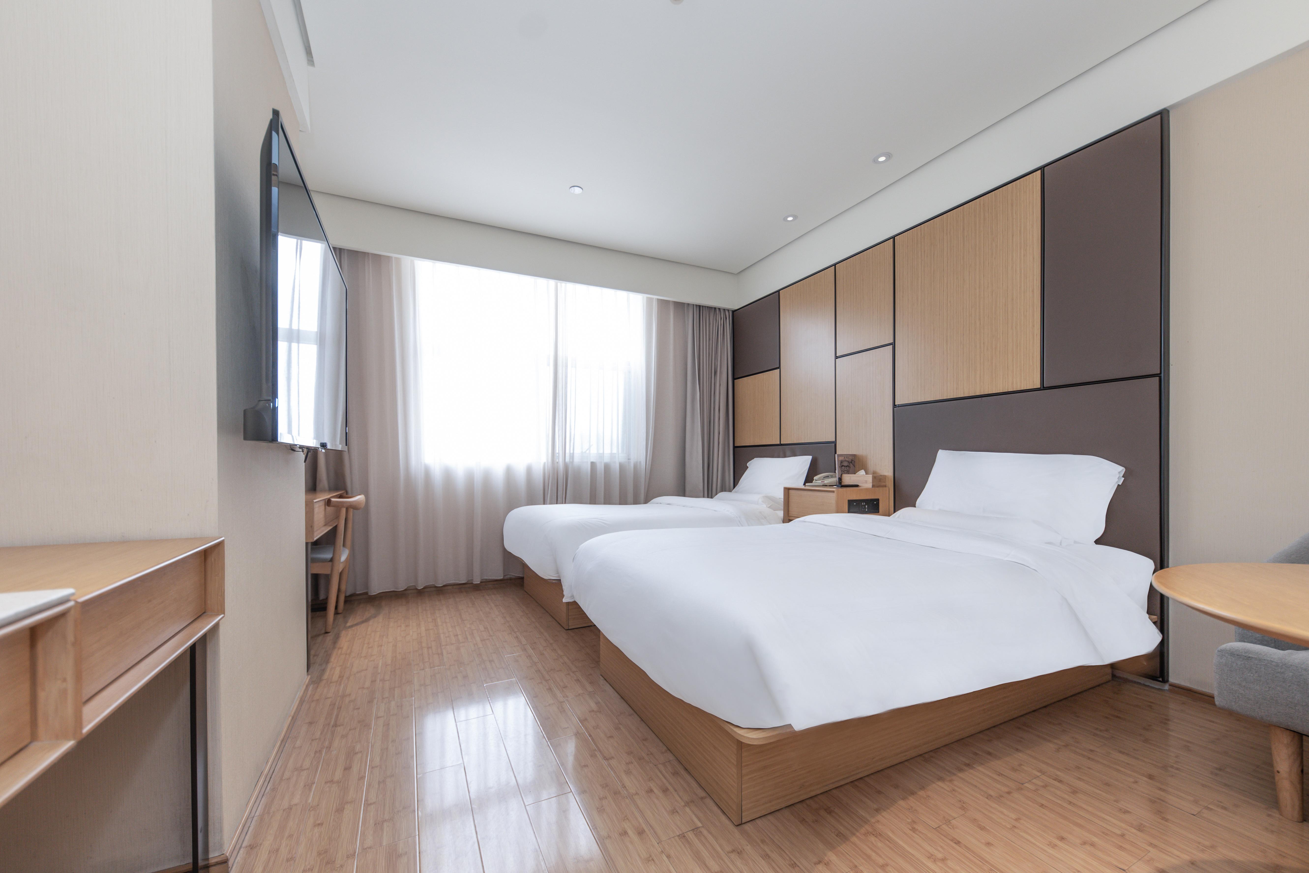 JI Hotel Hangzhou Wulin Square Wenhui Building 21/50