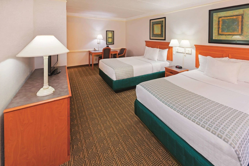 Rodeway Inn College Station, TX photo5