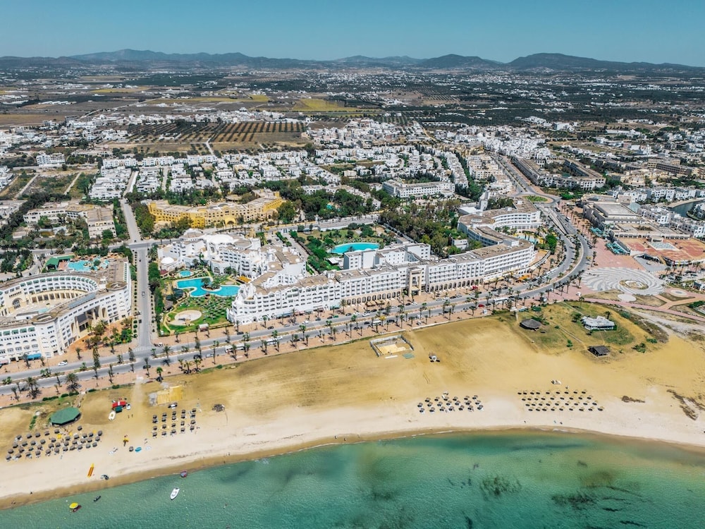 TMK L Atrium Yasmine Hammamet 52/60