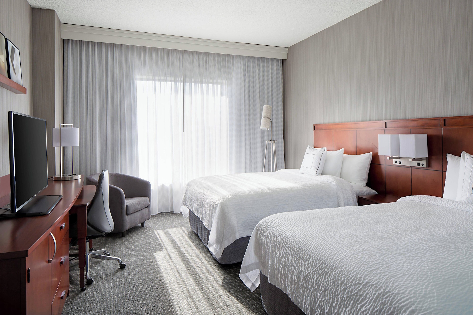 Room at Courtyard By Marriott Downtown Grand Rapids, GRAND RAPIDS - MI