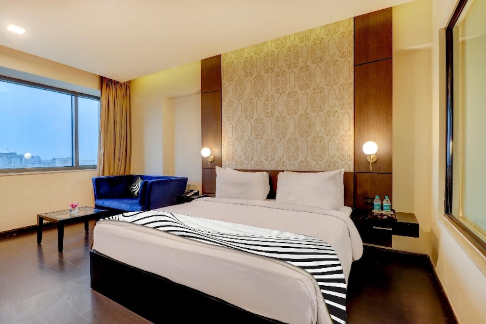Sunday Hotel Jaipur 17/55