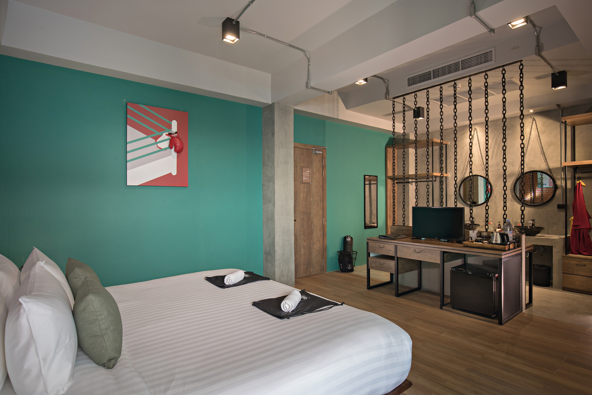 S LOFT DELUXE