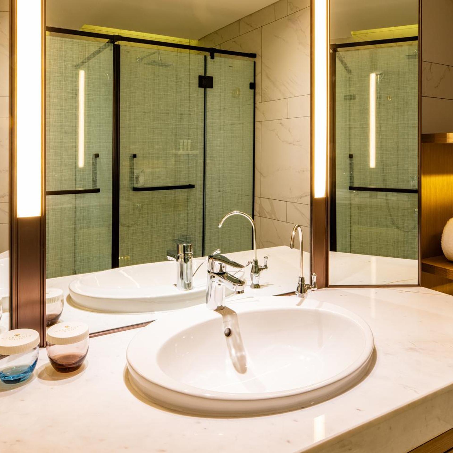 Jinjiang Metropolo Hotel Weihai Railway Station Branch 50/56