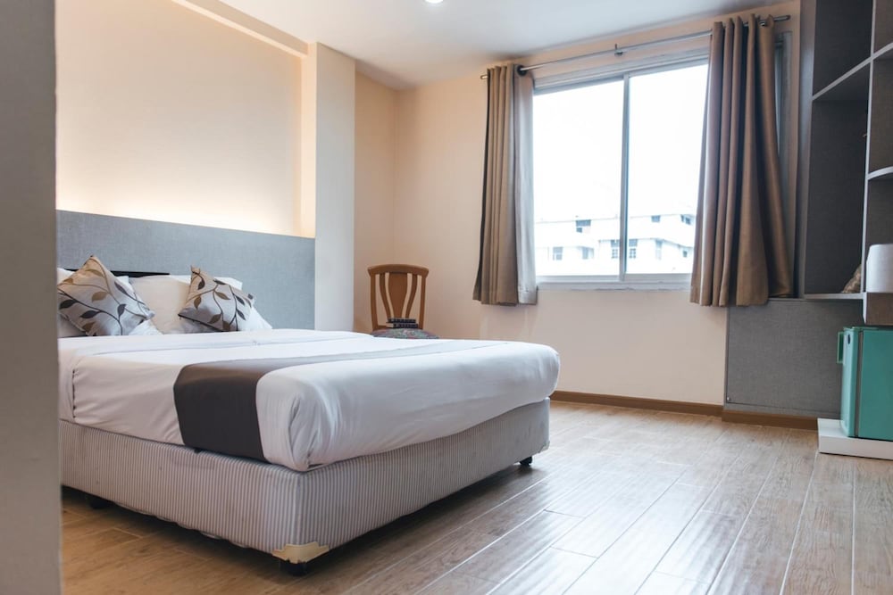 K.S. Pavilion Hotel 22/50