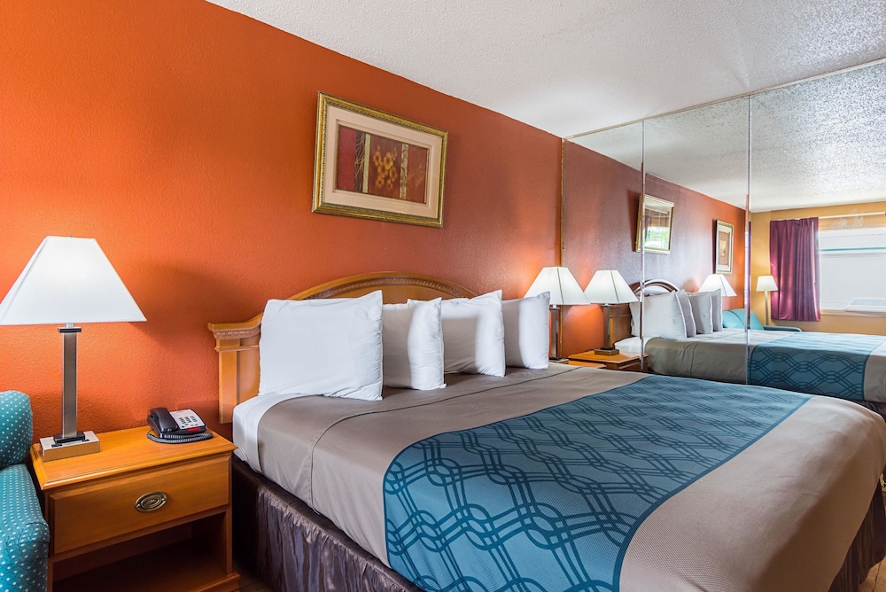 Econo Lodge Jacksonville near Little Rock Air Force Base 15/38