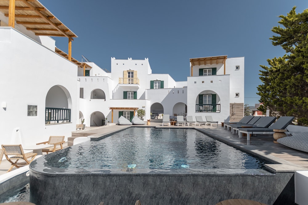 Spiros Hotel 73/83