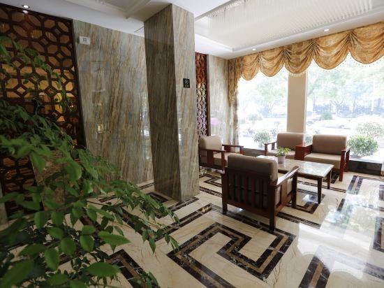 Huaqiao International Hotel 18/30