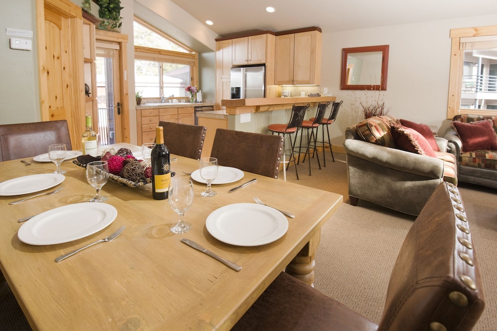 Kirkwood Resort 36/50