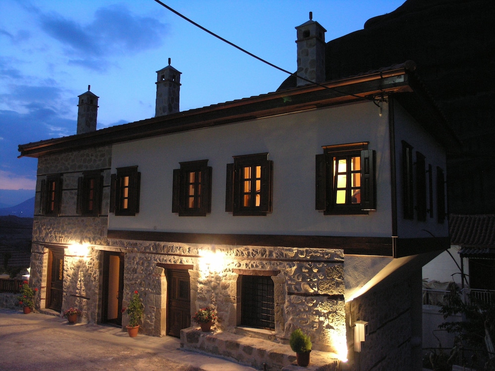 Guesthouse Sotiriou 2/50