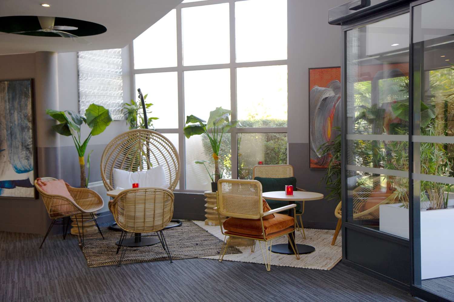 lounge