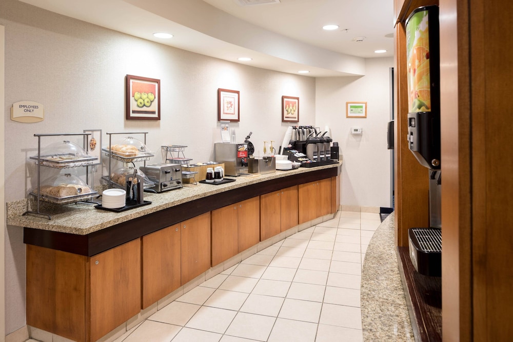 Fairfield Inn & Suites South Boston 53/68
