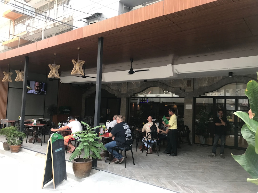 Maxim S Inn 3/64