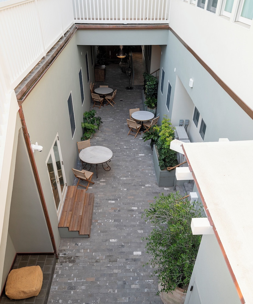 Gjelina Hotel 40/50