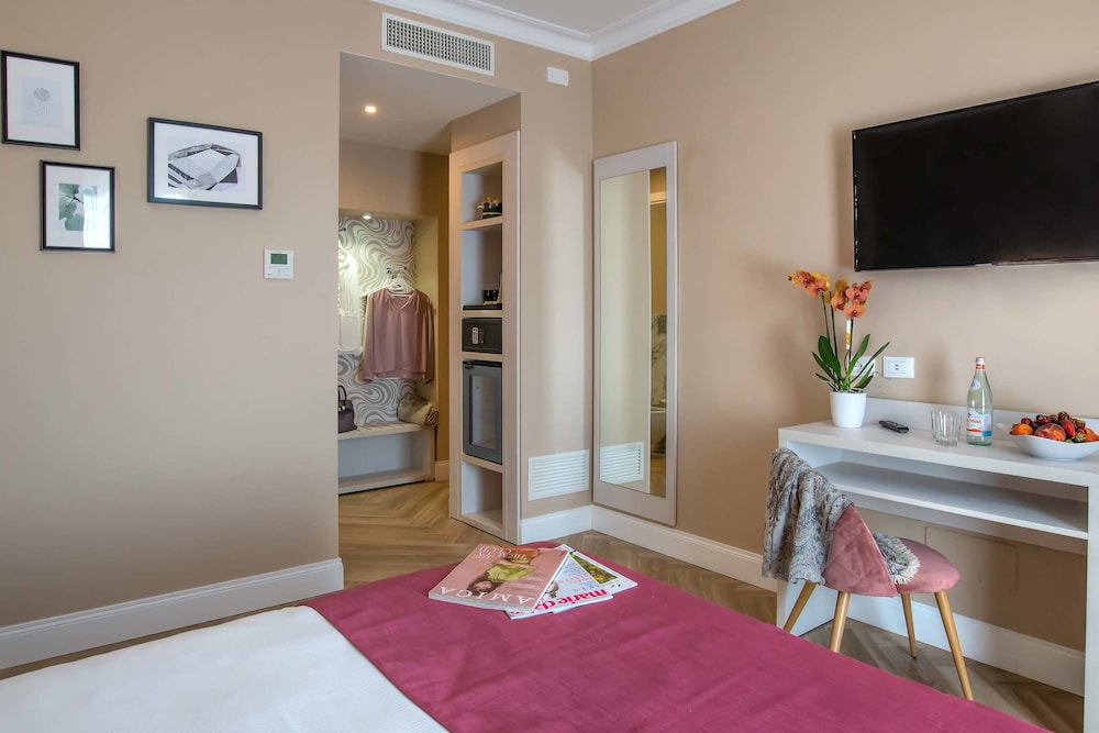 The Boutique Hotel (ex Joli) 27/59