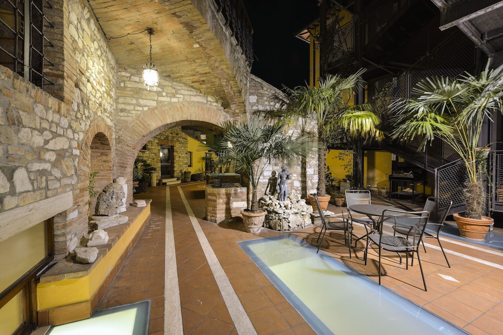 Hotel Fonte Cesia 41/41