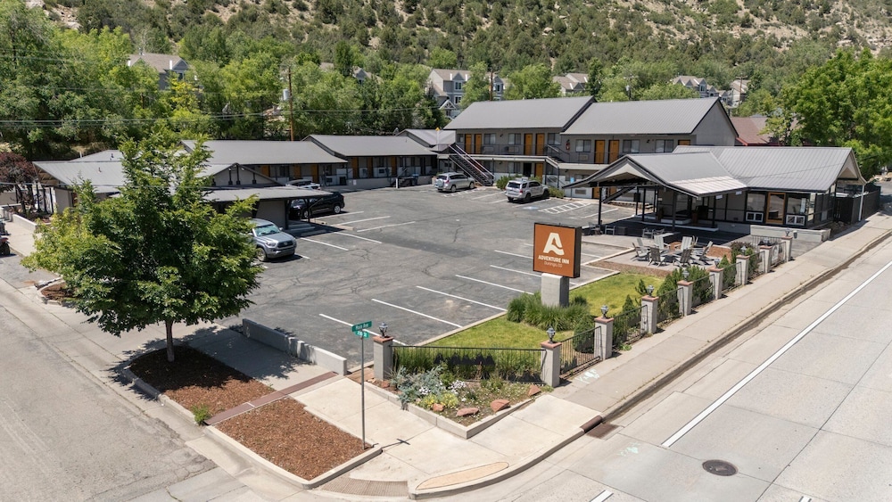 Adventure Inn Durango 38/52