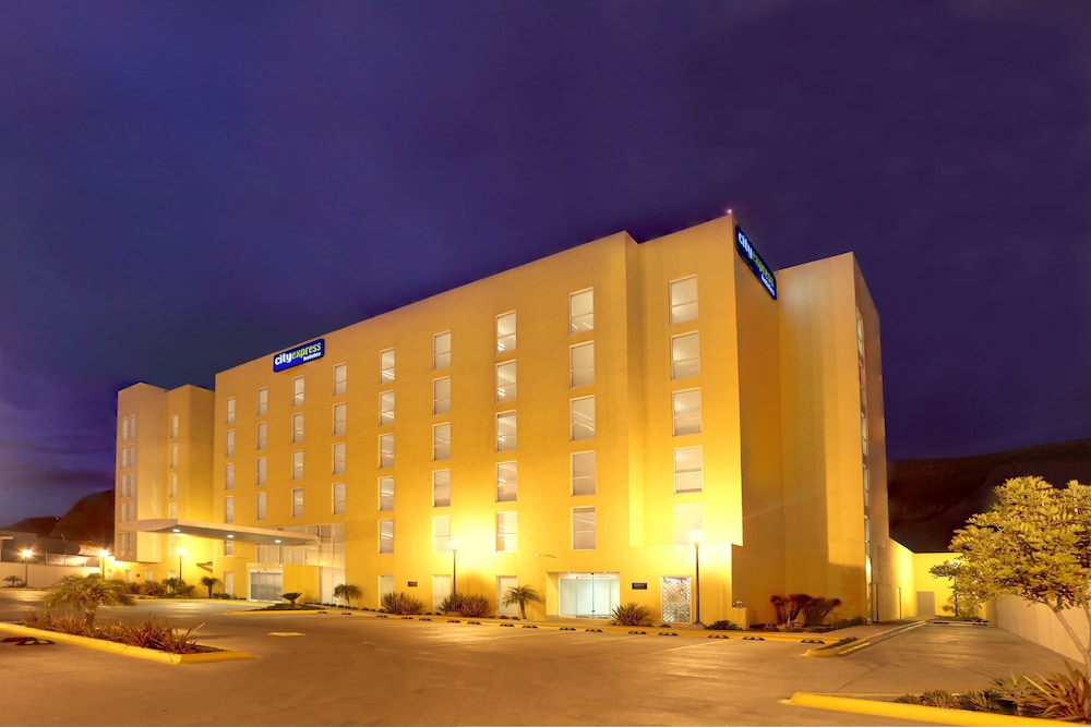 City Express by Marriott Tijuana Insurgentes 1/50