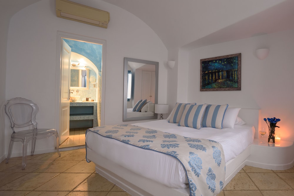 Hotel Above Blue Suites 6/80