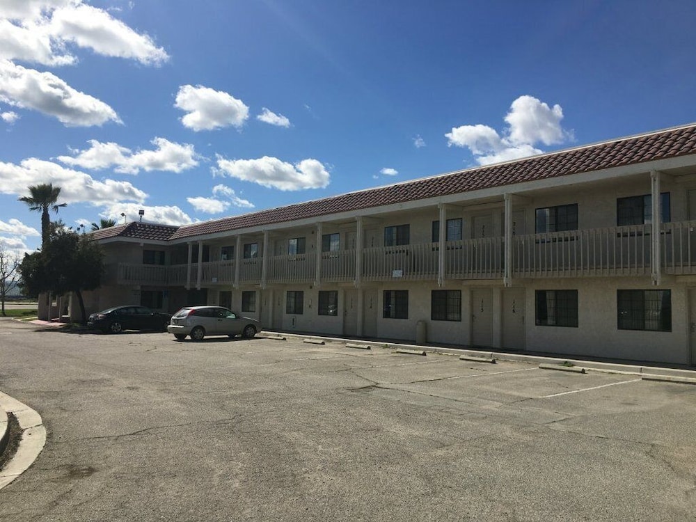 Vagabond Inn Buttonwillow North I-5 2/39