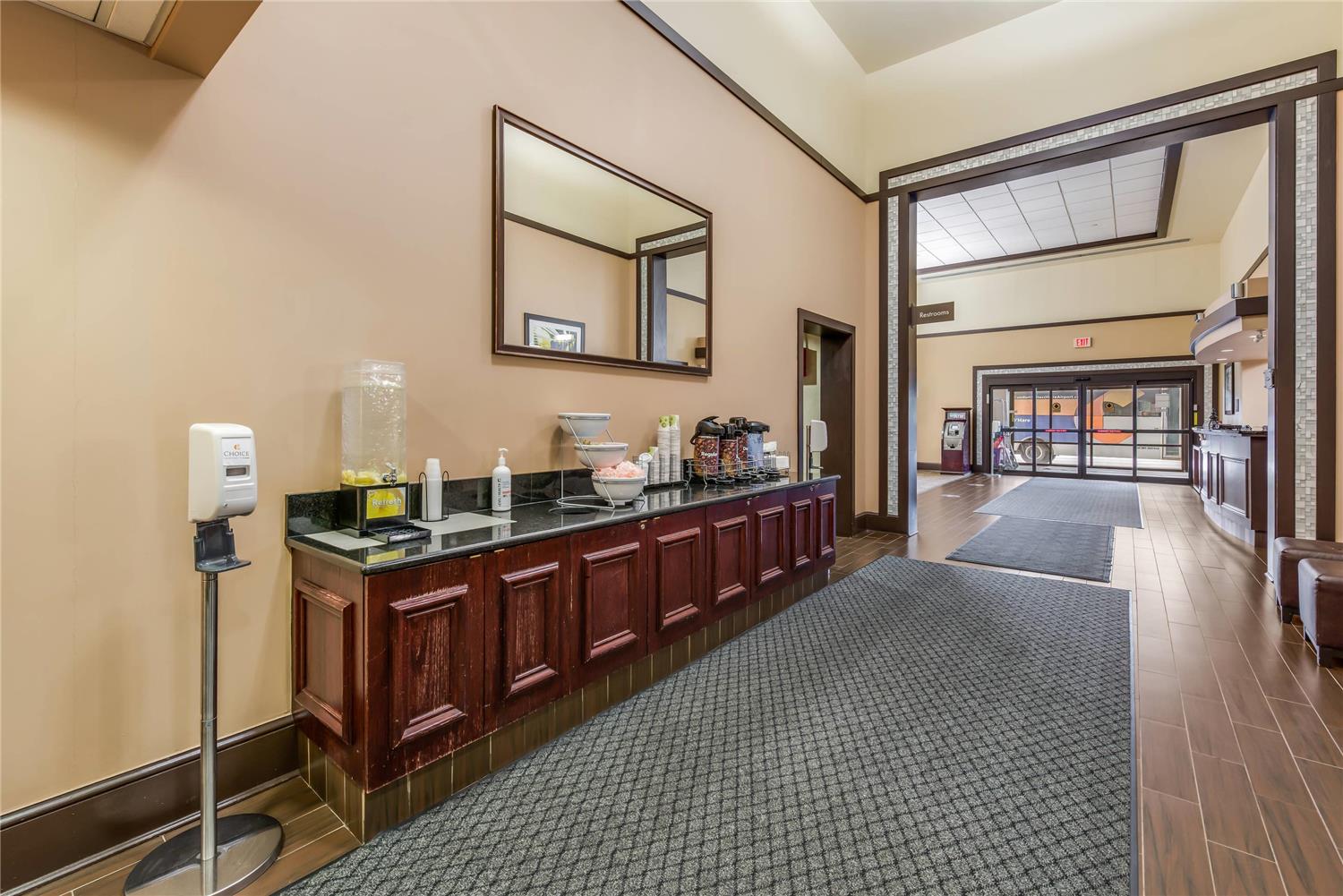 Comfort Suites Chicago O'Hare Airport 9/23