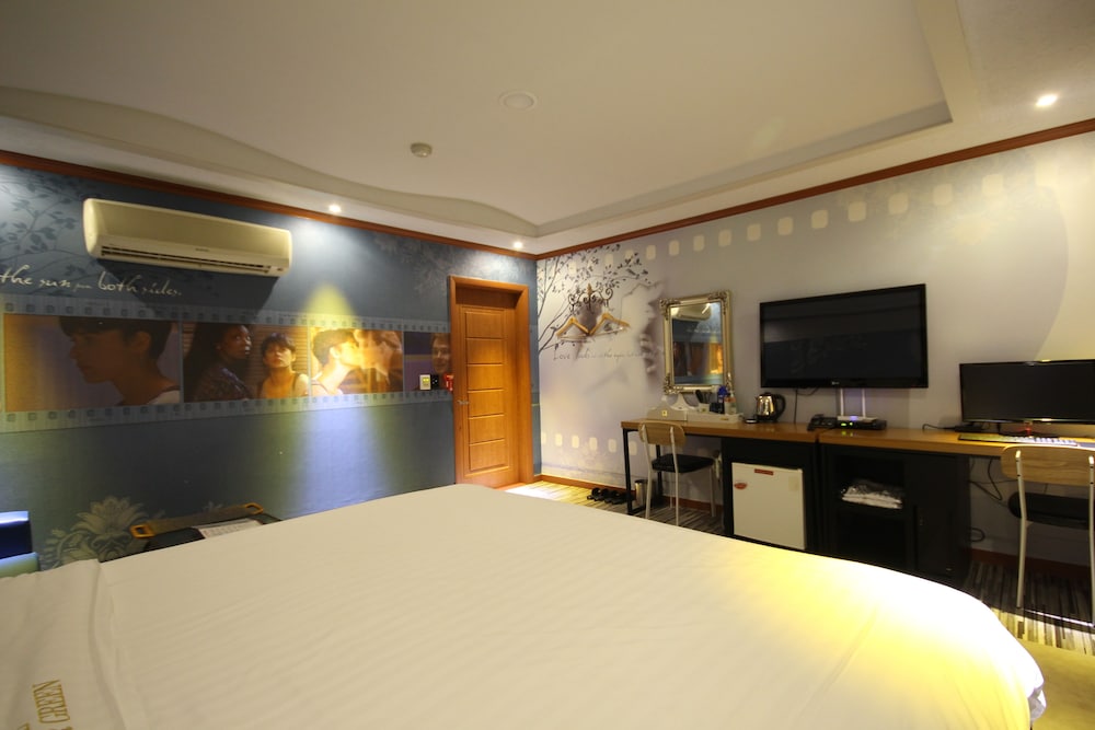 Hotel New Evergreen 32/62