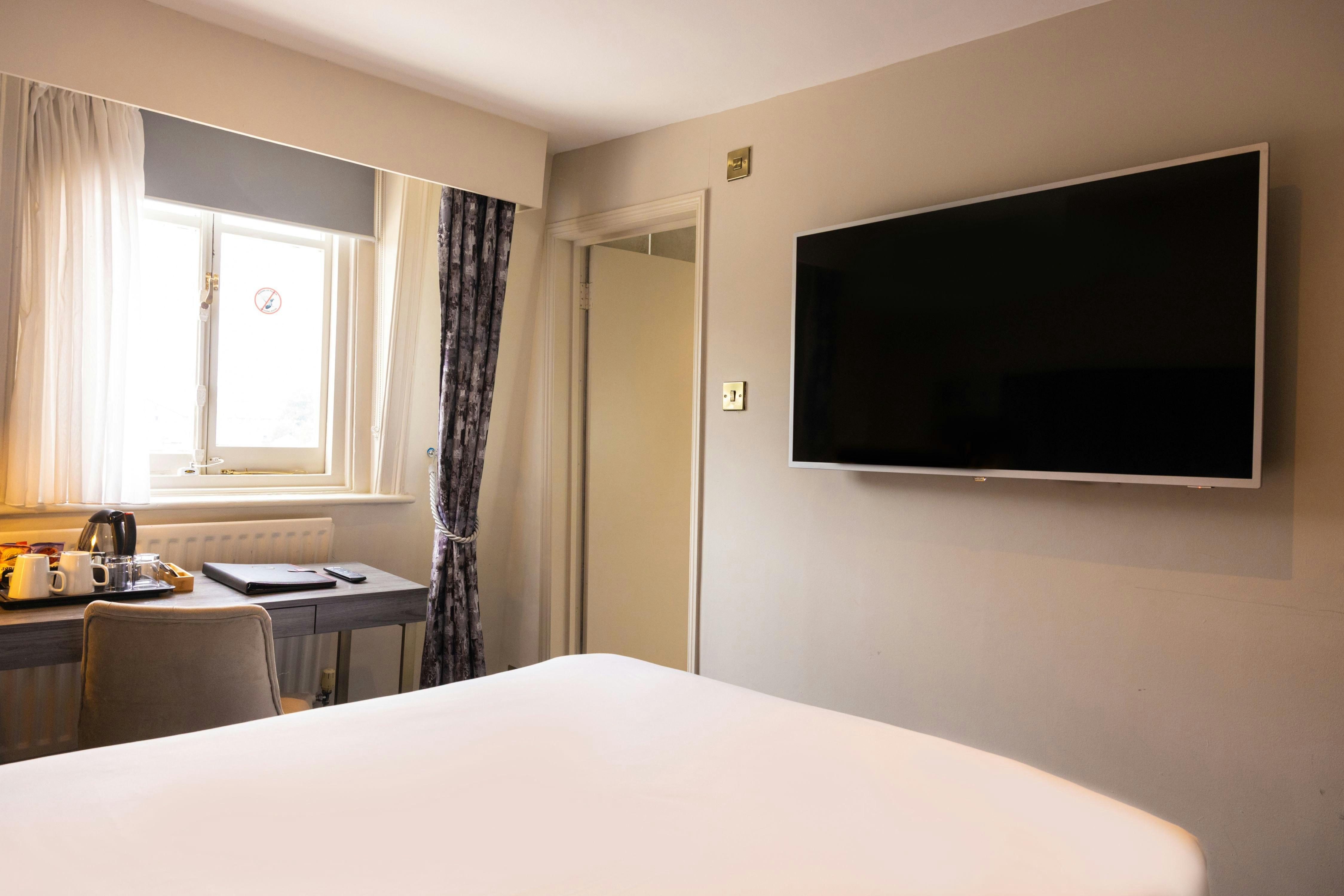 Regency, Queen Bed, with View