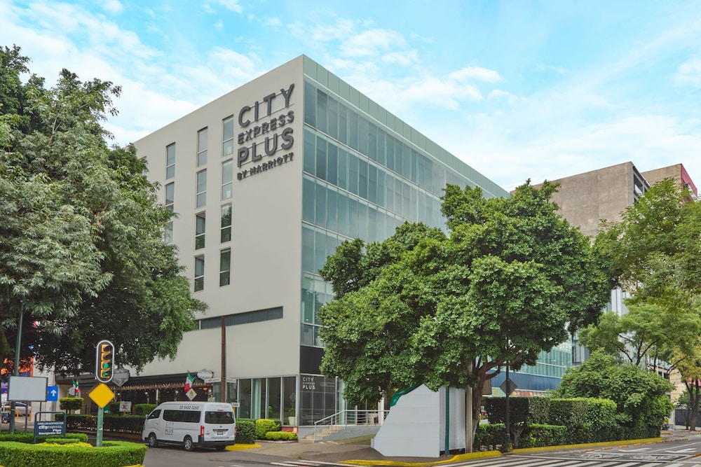 City Express Plus by Marriott Ciudad de Mexico Insurgentes Sur in MEXICO CITY