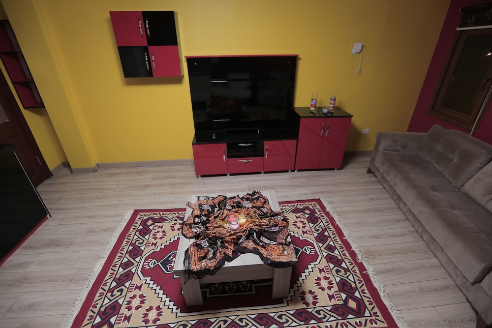 Ayder Tas Apart 28/50