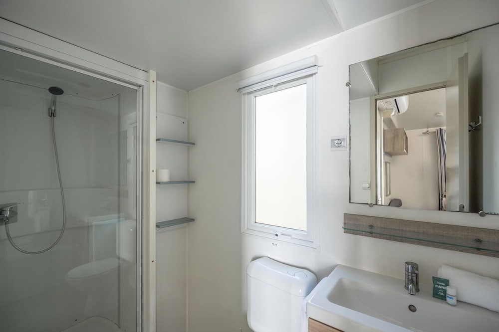 2 Bedrooms, Mobile, Premium, House, Double and Twin Beds، Camping Village Torre Pendente 9/10