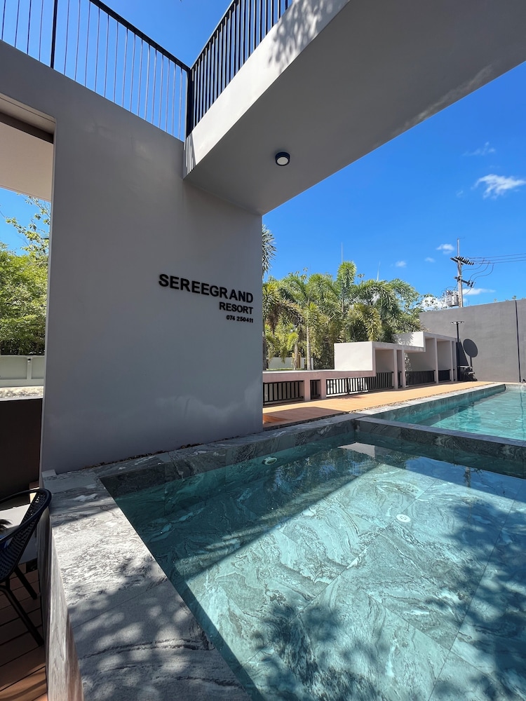 Seree Grand Resort 35/64