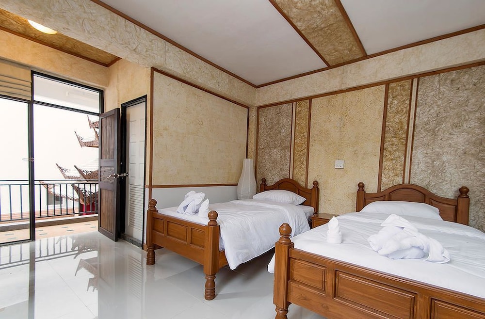 Sailomjoy The Boutique Hostel 7/11