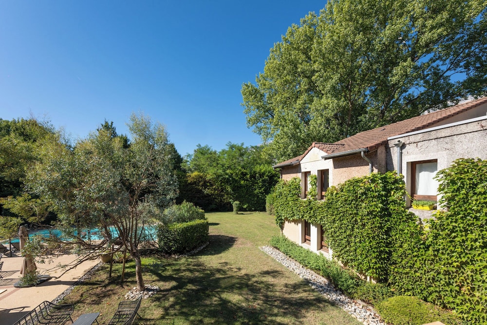 Hotel La Cle Des Champs 27/41