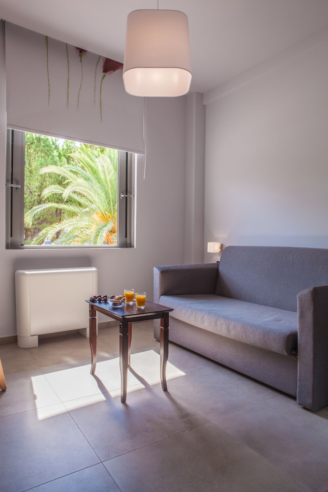 Anemos Rooms and Apartments 29/50