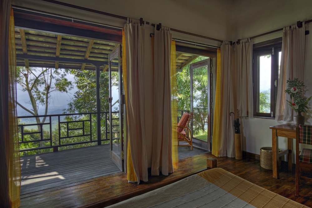 Tiger Mountain Pokhara Lodge 38/40