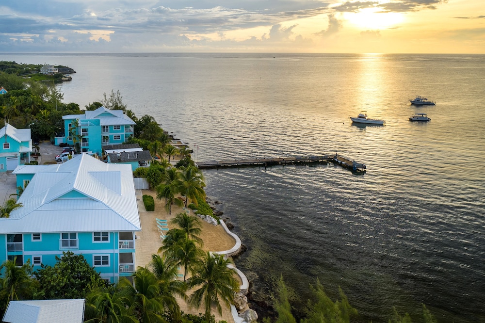 Compass Point Dive Resort 37/50