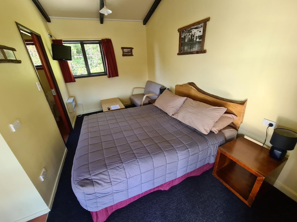 Chateau Franz Hostel 6/50