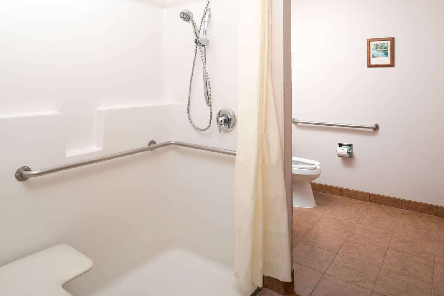 Days Inn & Suites By Wyndham Spokane Airport Airway Heights 41/41