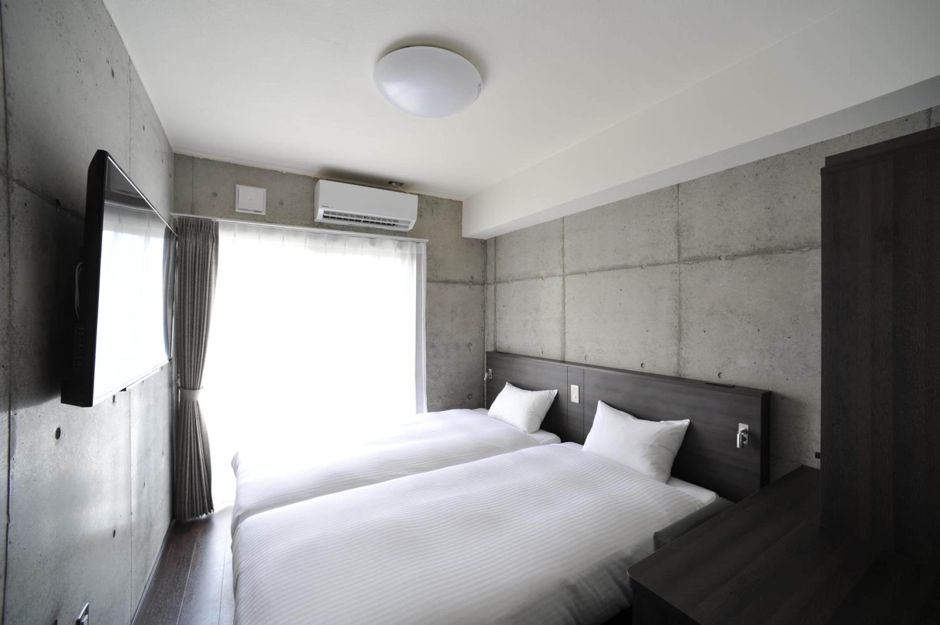 Room, Single Bed