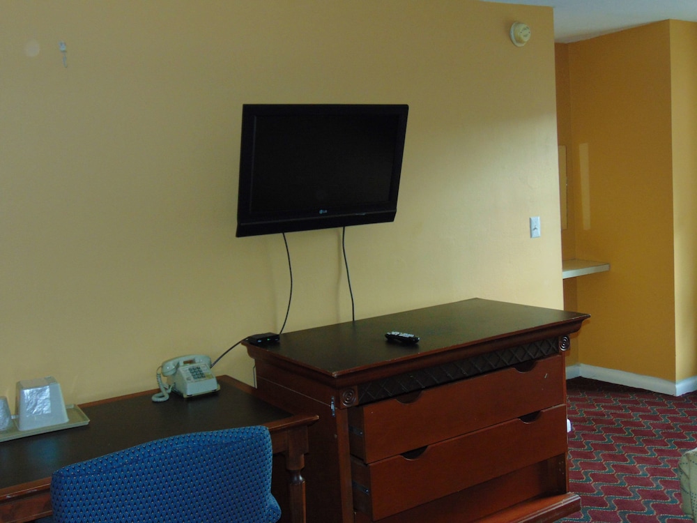 Budget Inn Roxboro 21/32