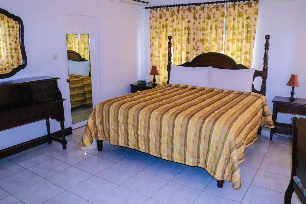 Pink Rock Bed & Breakfast 10/58