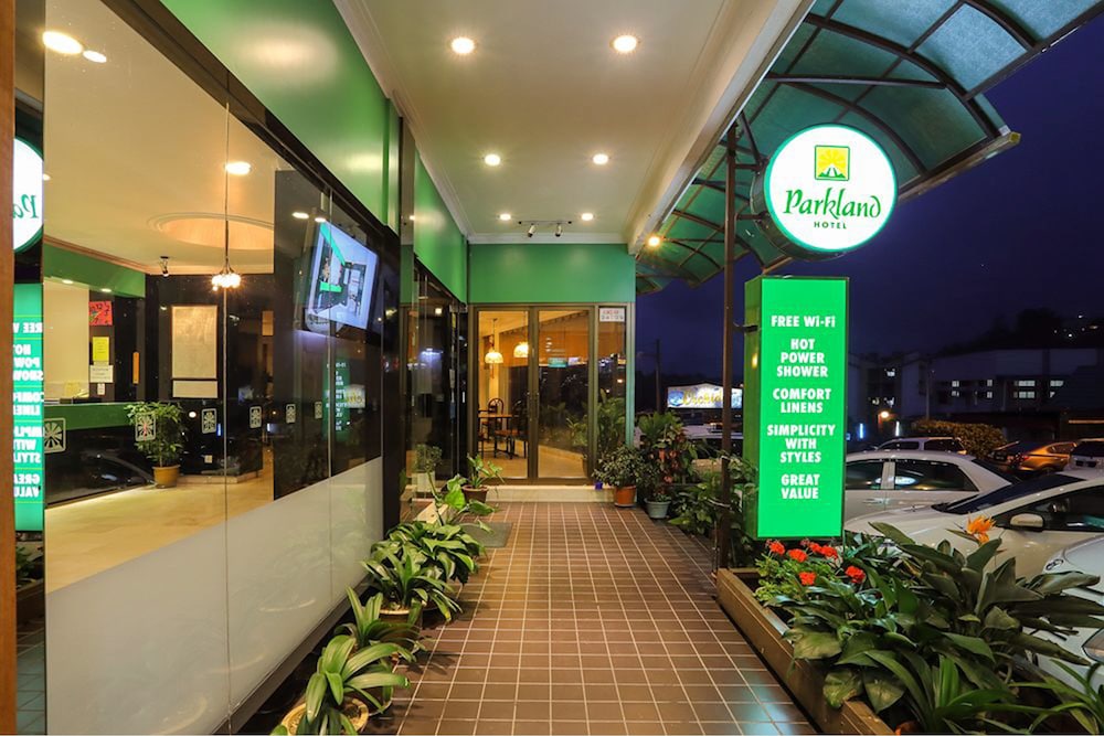 Parkland Hotel 30/32
