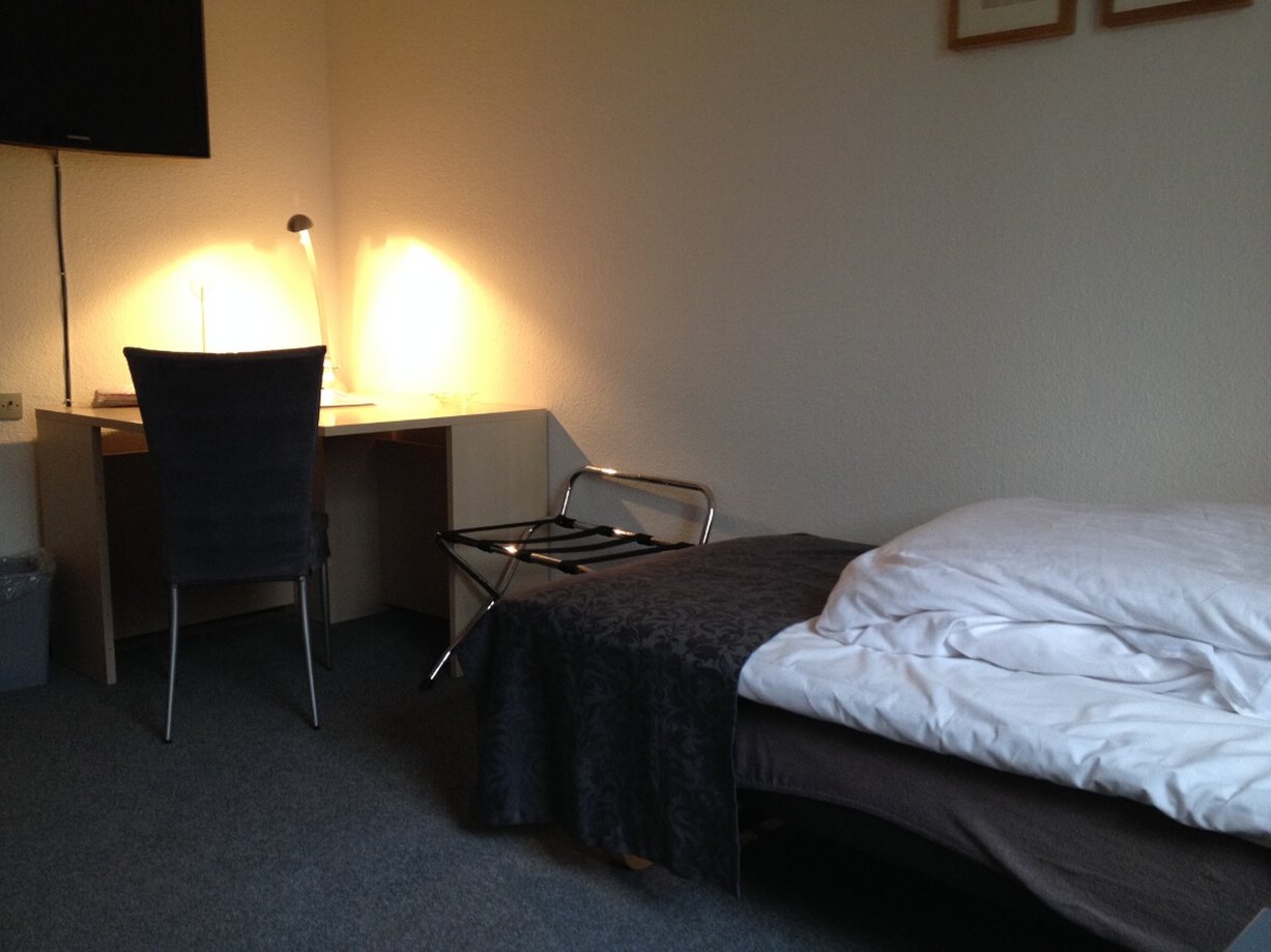 Ostergaards Hotel 35/75